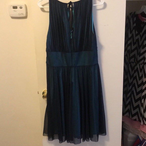 Formal dress - Picture 2 of 3